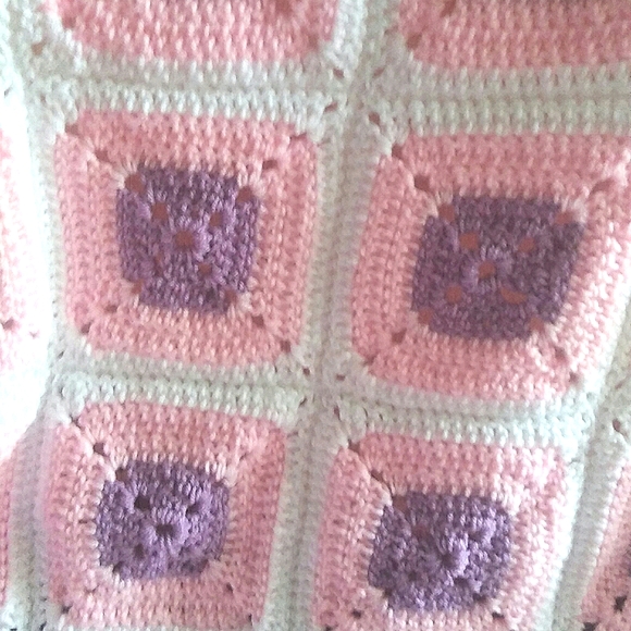 Handmade Pink Purple White Afghan Throw Blanket NW - Picture 2 of 2